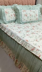 photo_6017015377017556298_y