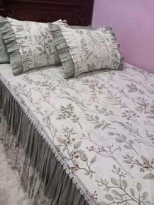 photo_6017015377017556298_y