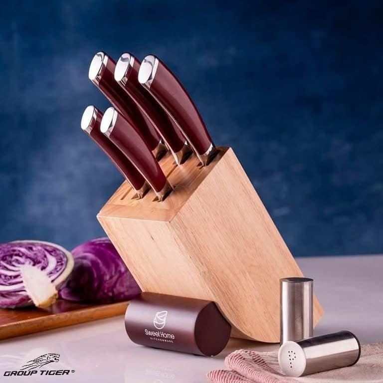 جروب تايجر – طقم سكاكين 6 قطع مع حامل خشب – أحمر